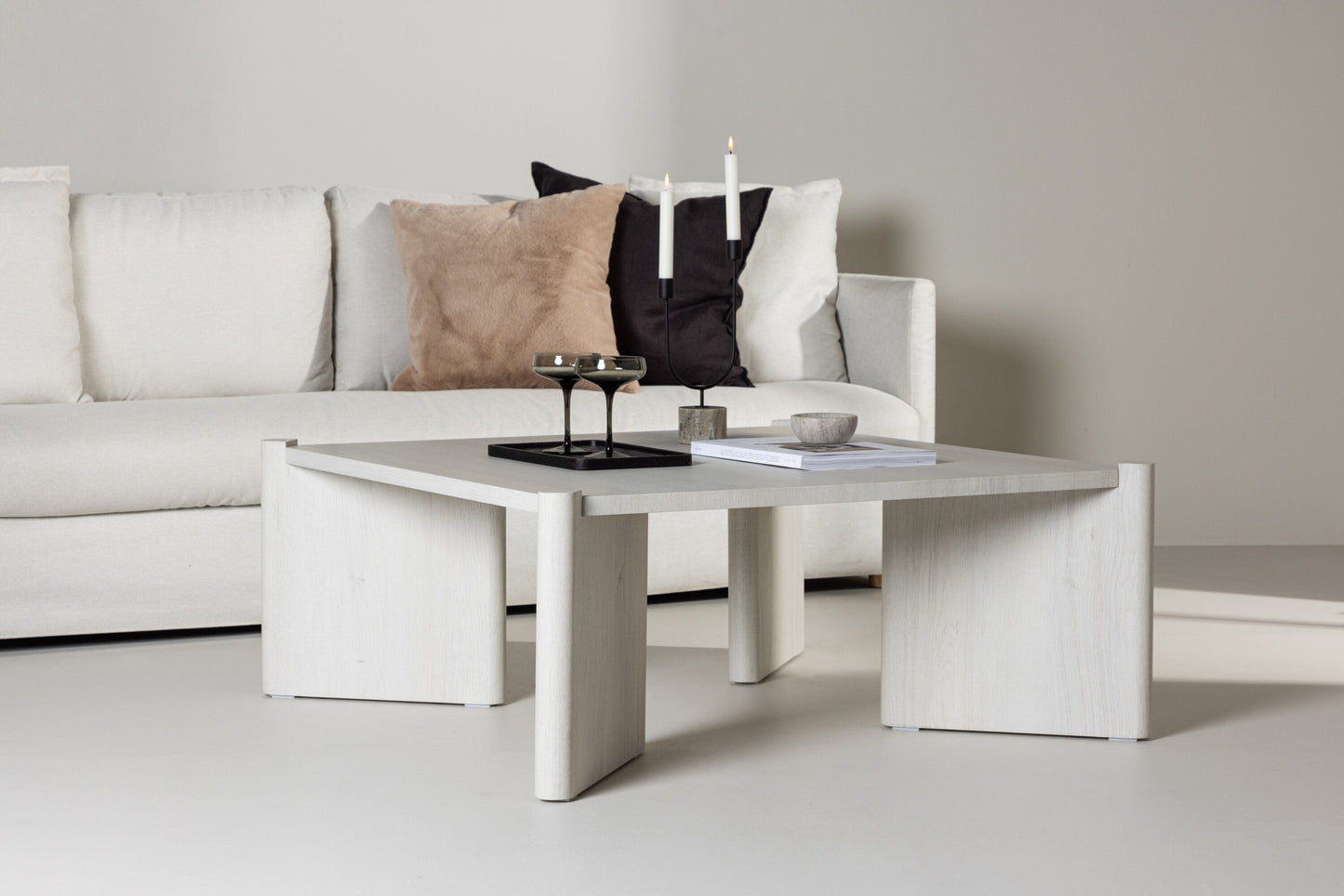 Rogaland Couchtisch aus MDF in Weiß