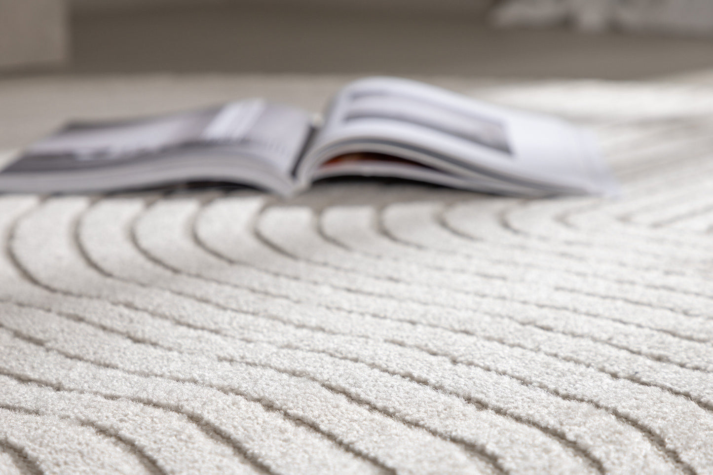 Vince Solar Teppich Oval, Weiß, 230x160cm