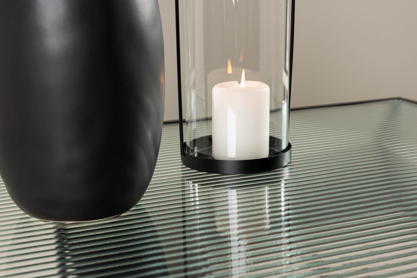 Campinas Sofatisch aus Stahl und Glas in Schwarz