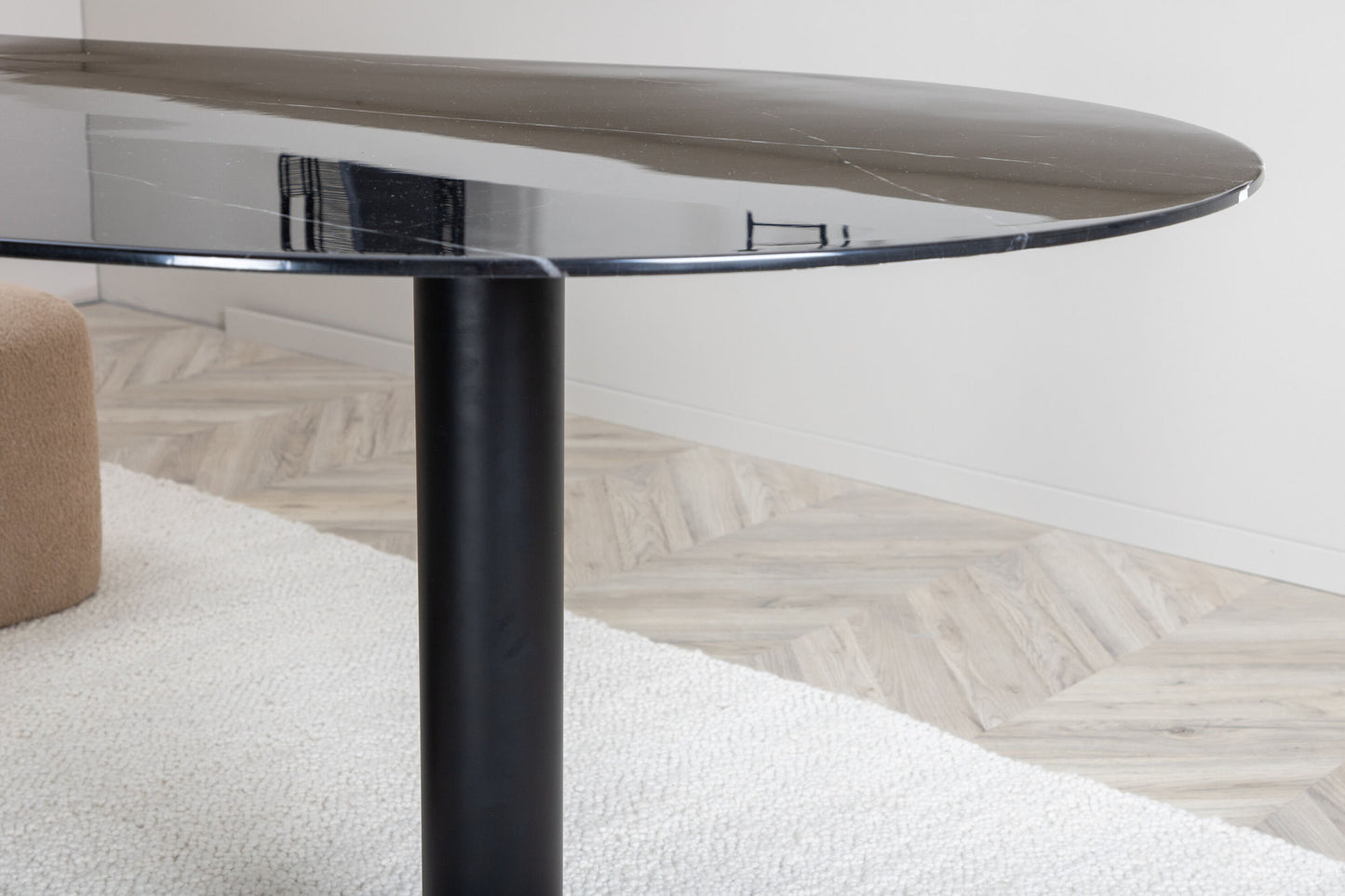 Pillan Esstisch in Schwarz/Marmoroptik, 180cm