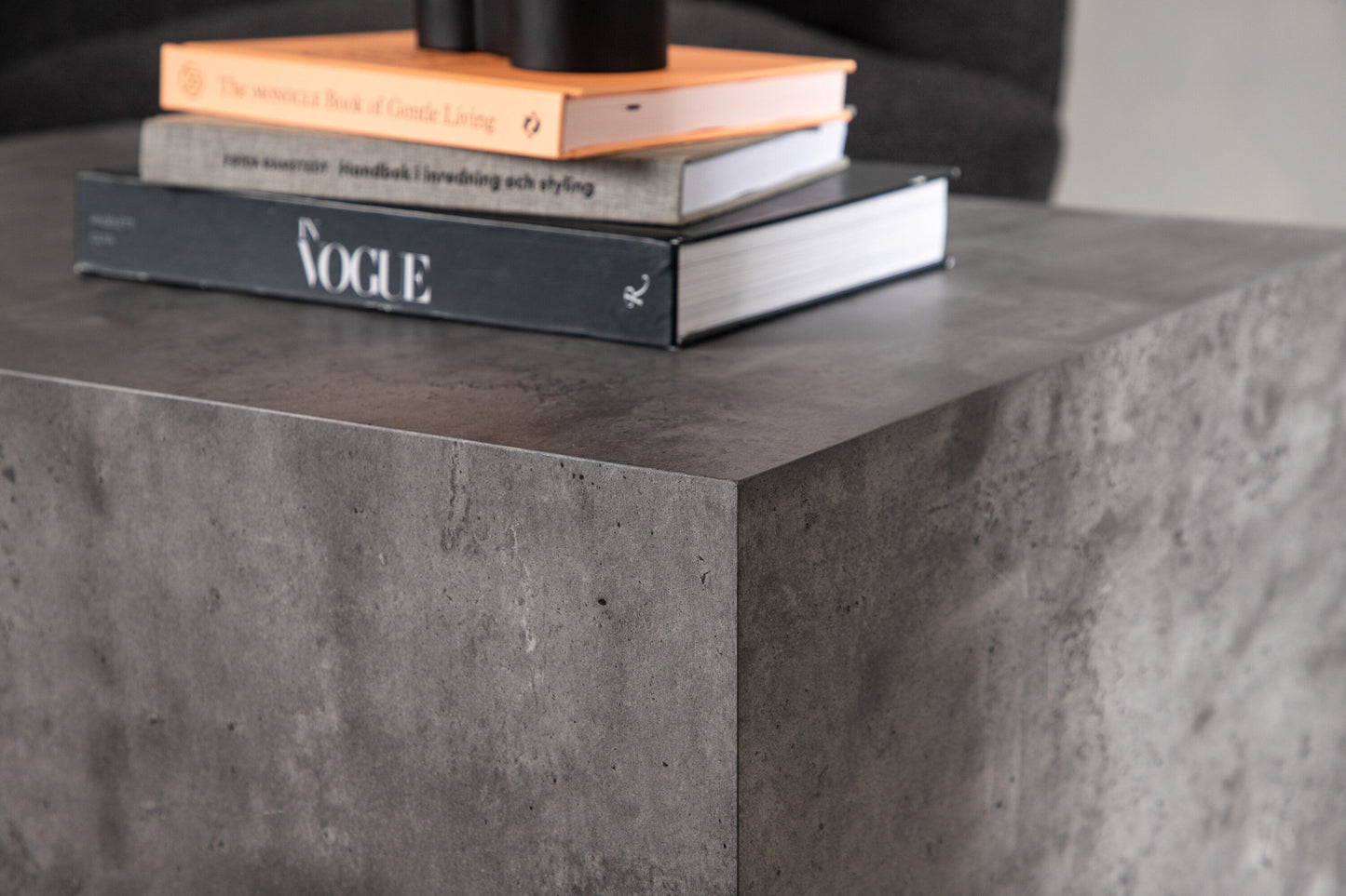 York Low Couchtisch aus MDF in Anthrazit