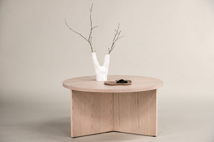 Saltö Couchtisch Klein aus MDF in Hellbraun