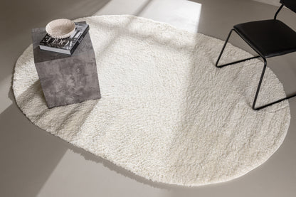 Walter Pluto Teppich Oval, 230x160cm, Weiß