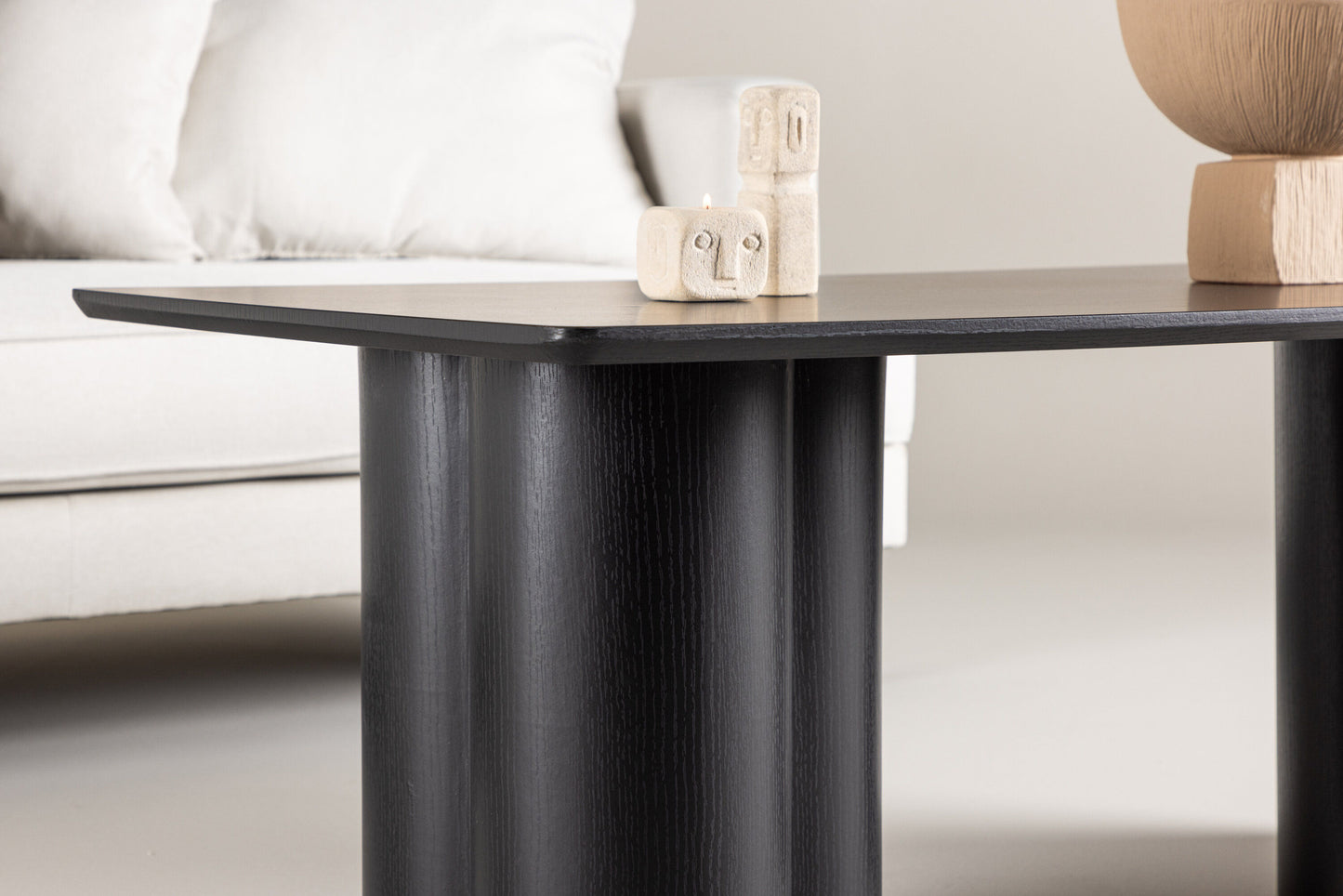 Olivia Couchtisch aus MDF in Schwarz