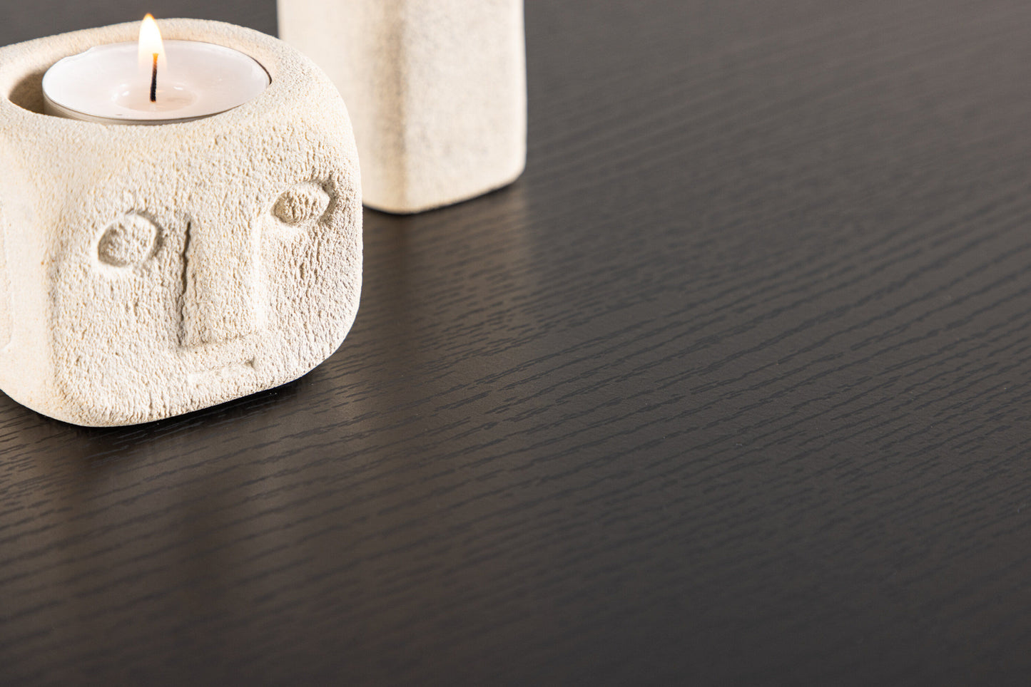 Olivia Couchtisch aus MDF in Schwarz