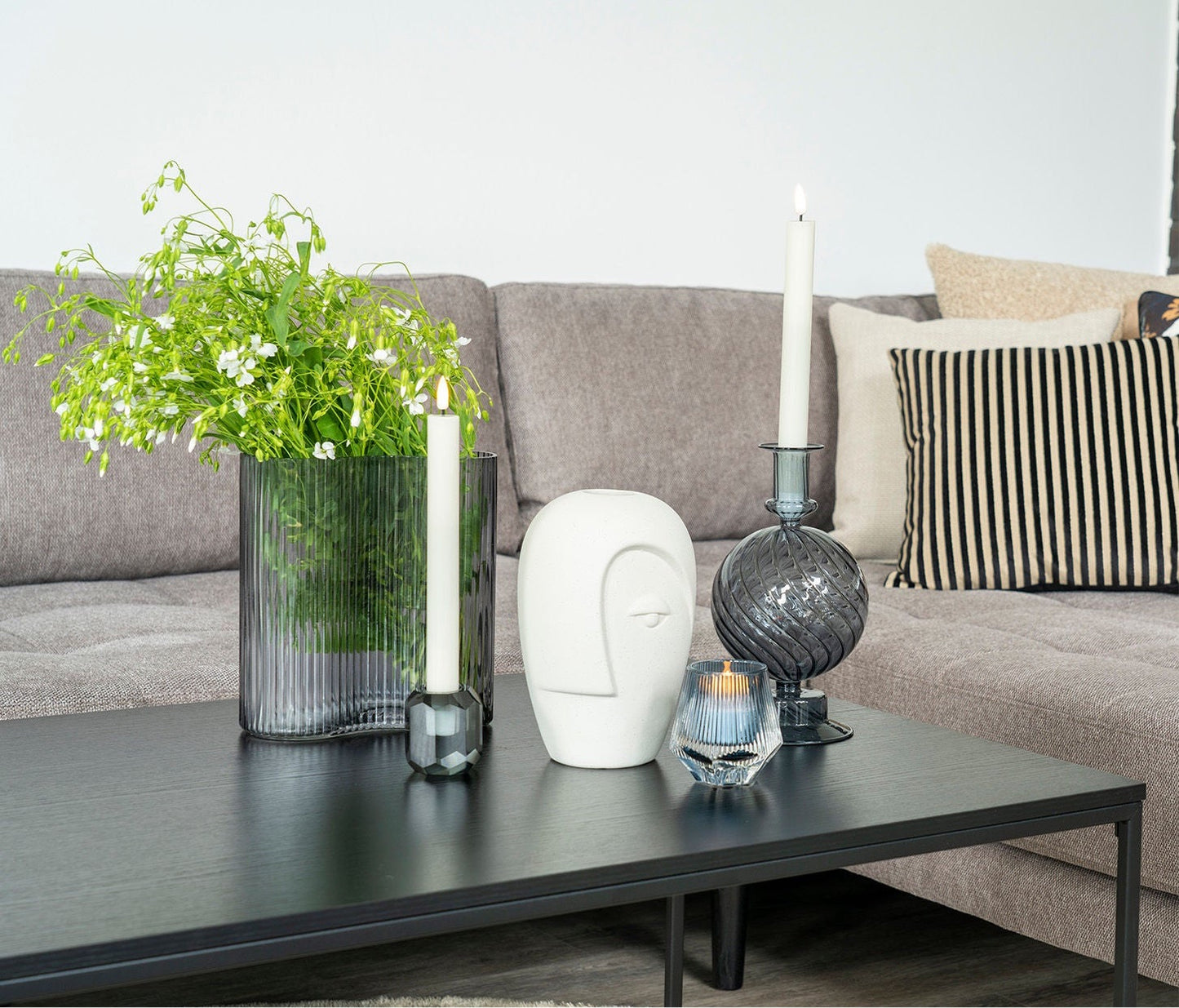 Melania Vase, Rauchglas