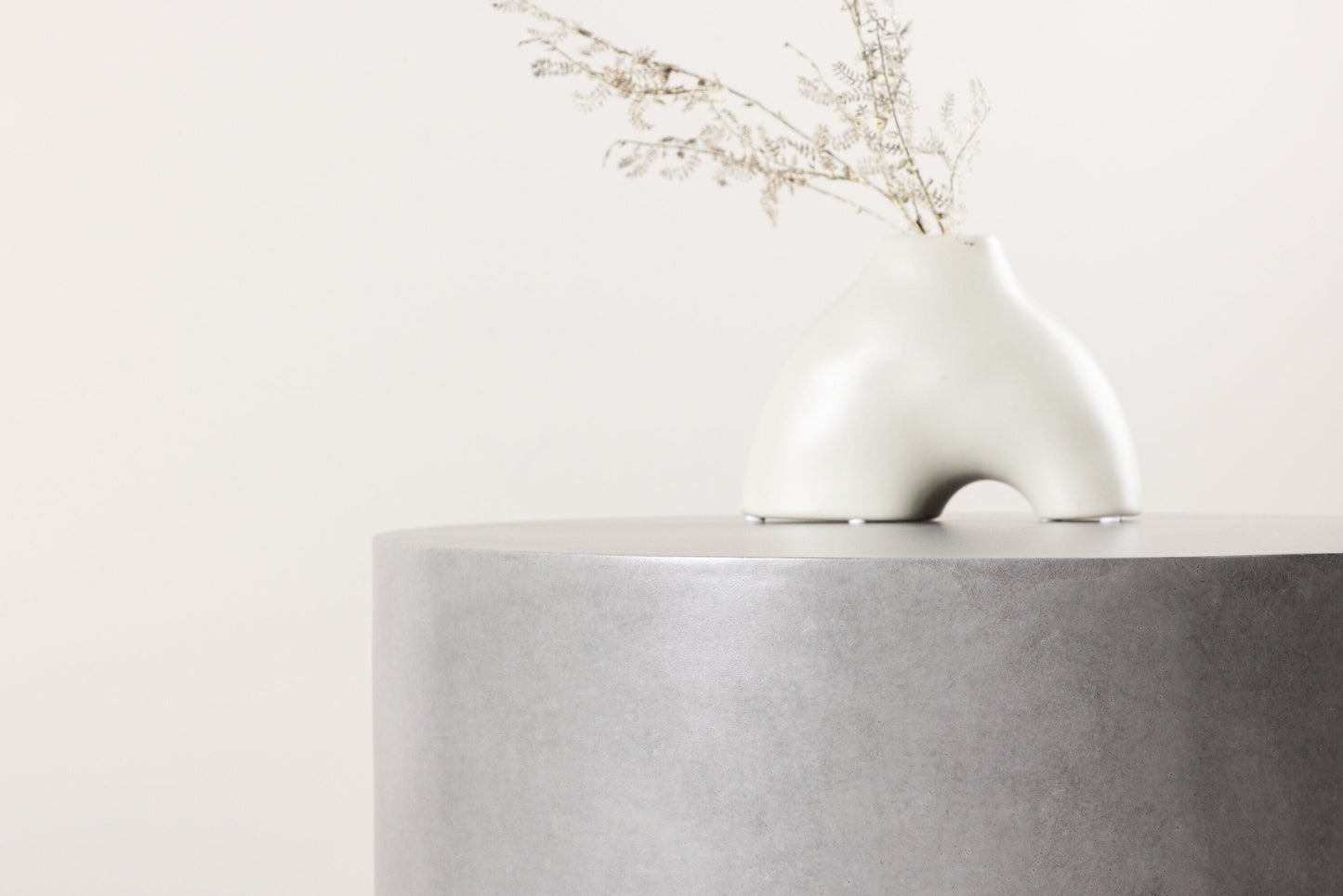 Lissabon Sofatisch aus Aluminium in Silber/Grau
